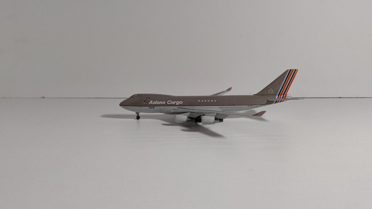 1/400 DRAGON WINGS ASIANA AIRLINES アシアナ航空 BOEING 777-200