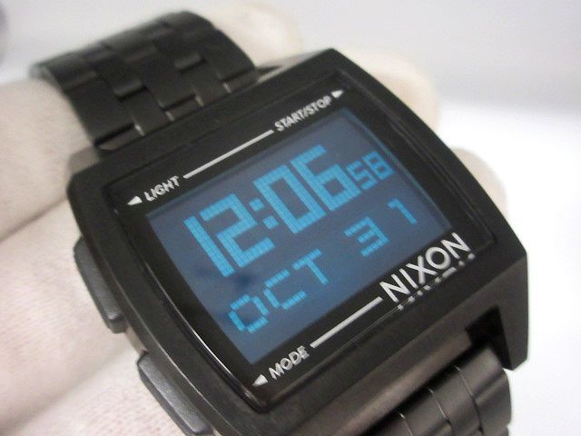 【MK】NIXON ニクソン BASE 腕時計 黒 ブラック 18D 現状動作品 訳あり 現状品 _画像6