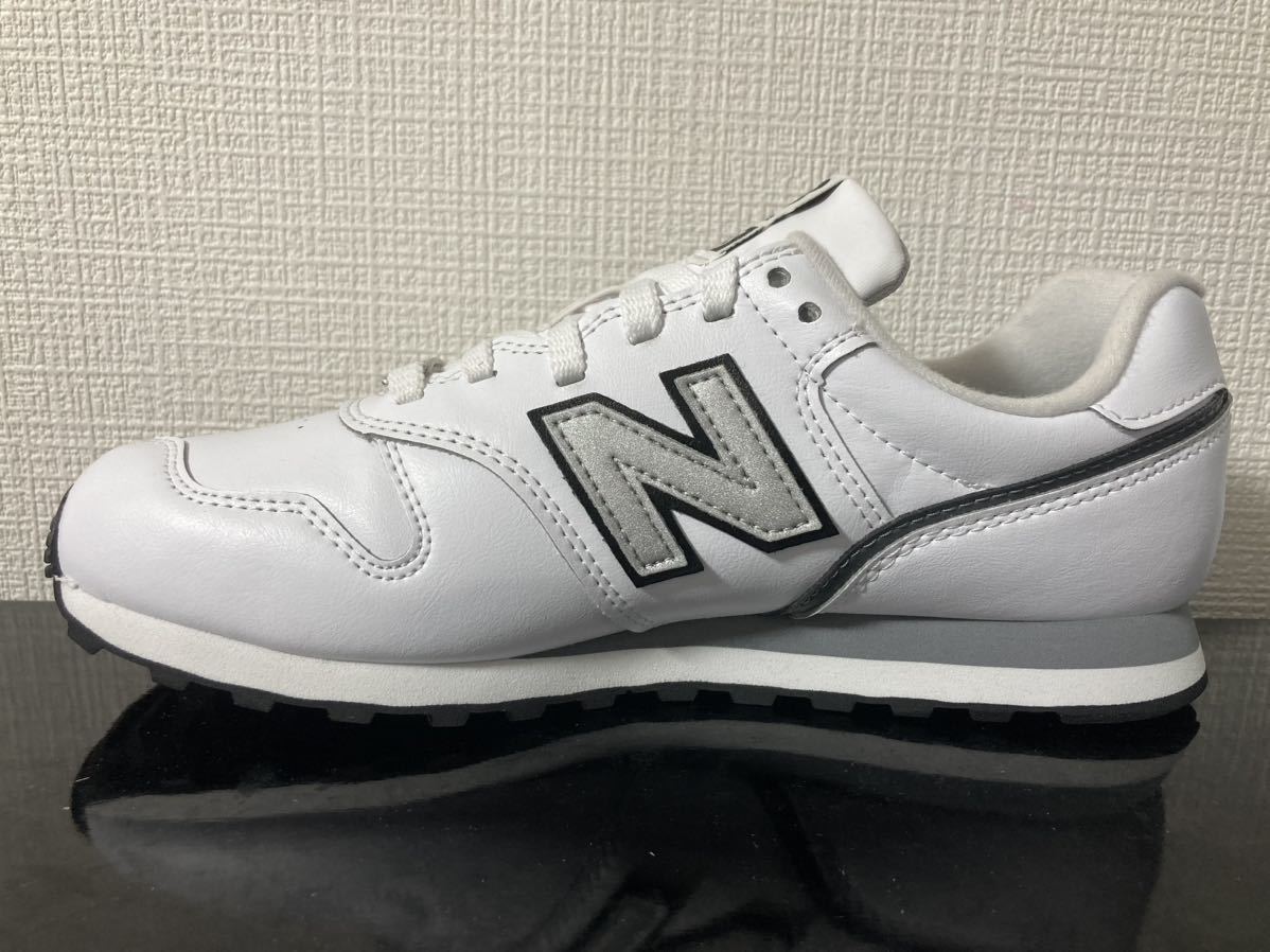 新品未使用品24cmニューバランス（newbalance）レディーススニーカーML373PF2ホワイト白ML574好きにも_画像8