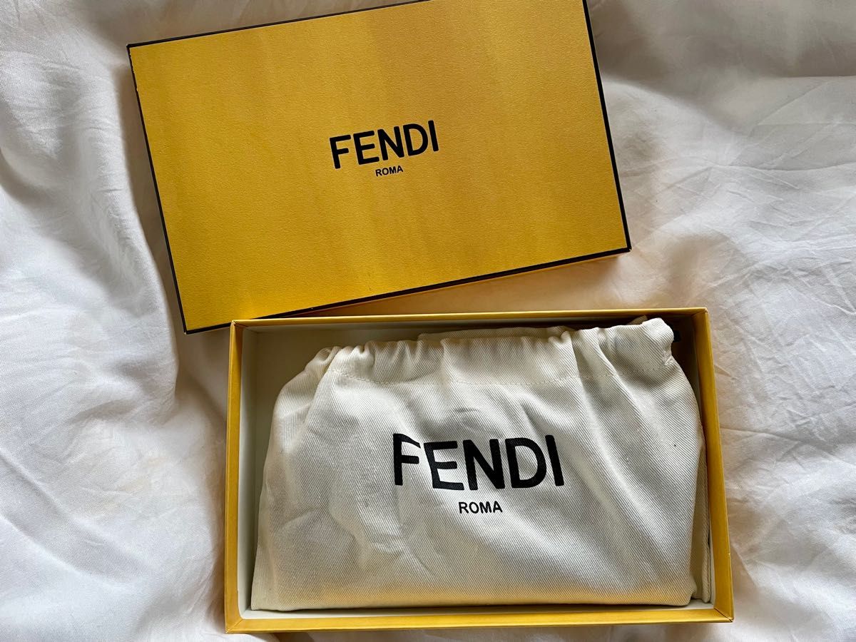 レア美品】フェンディ FENDI モンスター 長財布 ユニセックス レア美品】フェンディ FENDI モンスター 長財布 ユニセックス