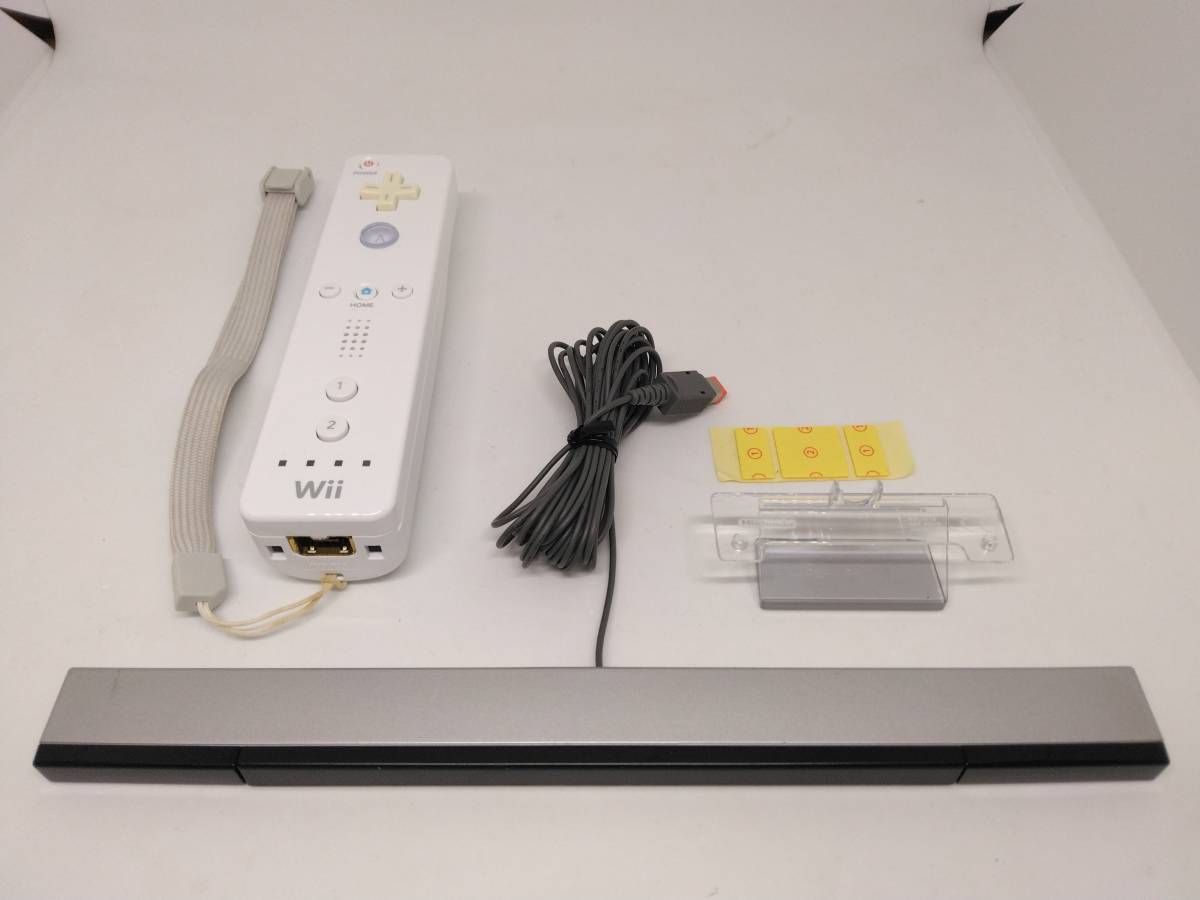 [動作確認済] WiiU 32GB ACアダプタ HDMIケーブル ゲームパッド スタンド Wiiリモコン センサーバー_画像8
