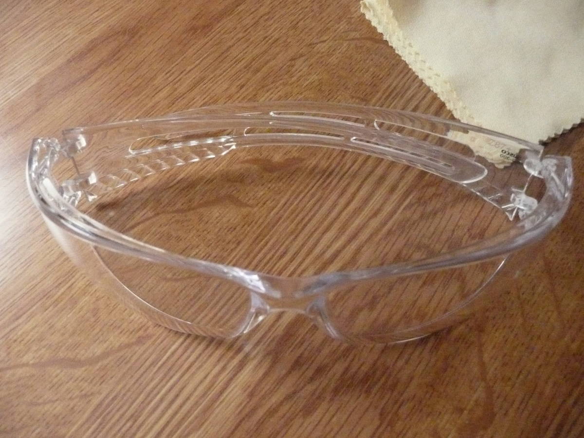 TRUSCO トラスコ TSG-300 Z87＋ 極上/軽量 保護メガネ ガード眼鏡 透明プラ製 幅145㎜位 レンズW90×H40㎜位 眼科治療 作業眼鏡 スポーツ _画像2