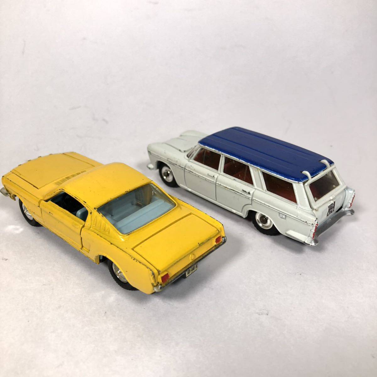 DINKY TOYS フィアット2300 ステーションワゴン / フォード マスタング161 ミニカー カタログ_画像4