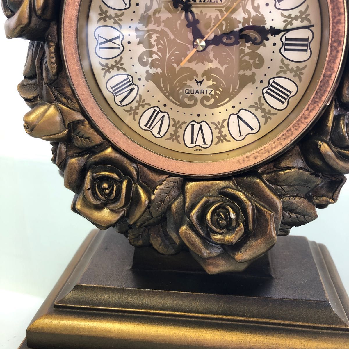 CITIZEN 置時計 アンティーク　動作確認済み　QUARTZ 天使　バラ　置物としても使える時計