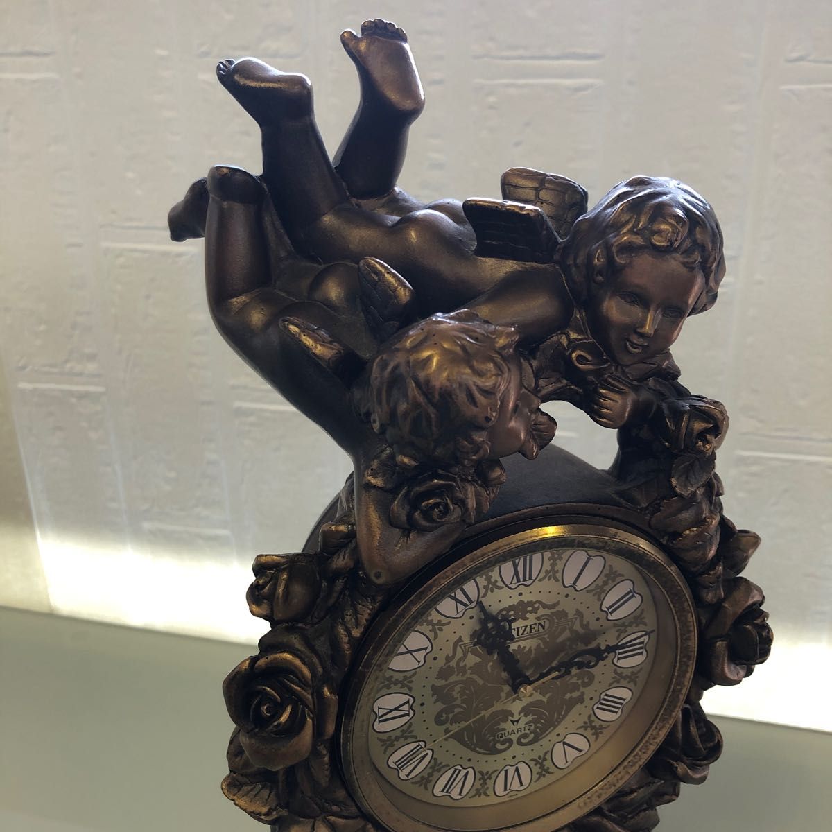 CITIZEN 置時計 アンティーク　動作確認済み　QUARTZ 天使　バラ　置物としても使える時計