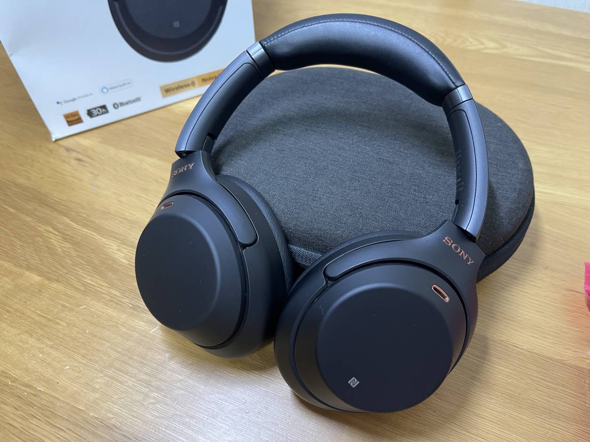 SONY ヘッドホン WH-1000XM3 ブラック【箱/説明書あり】動作確認 SONY ヘッドホン WH-1000XM3 ブラック【箱/説明書あり】動作確認