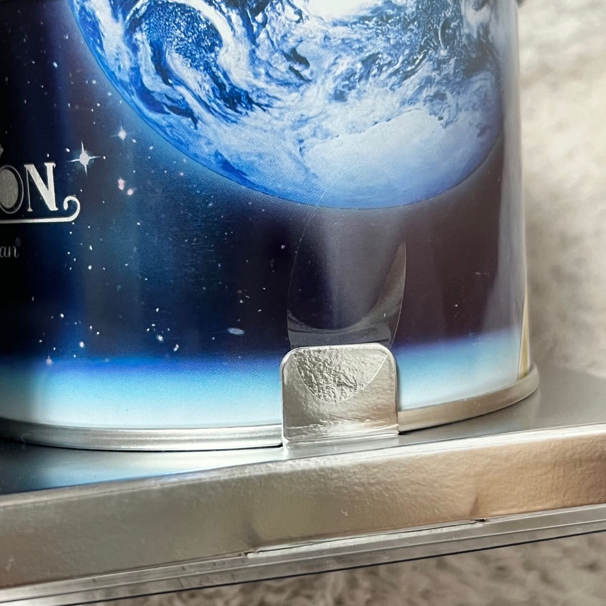 美品 セーラームーン USJコラボ 空き缶 容器 銀水晶 セレニティ 美品 セーラームーン USJコラボ 空き缶 容器 銀水晶 セレニティ