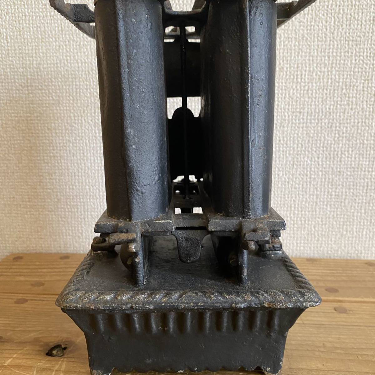 アイアンストーブ デイジー iron stove アイロンストーブ 鋳物 ランプ アンティーク ヴィンテージ クッカーストーブ 灯油ランタン_画像6