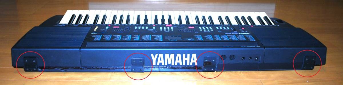 mk-３　　YAMAHA PORTA TONE　 PSR-400（改）　61鍵盤　動作品　　純正アダプター付き_画像２　円内は躯体固定用のフレームです