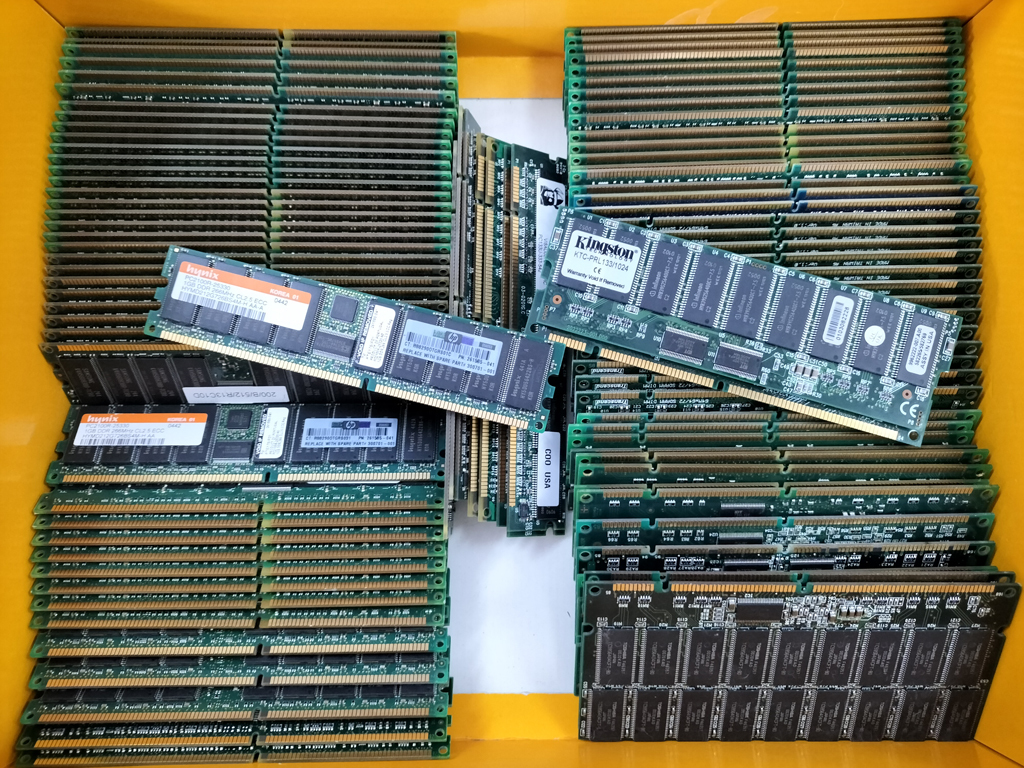 海外限定】 P053P メモリ 16GB Sumsung PC3L-10600R DDR3 2枚セット