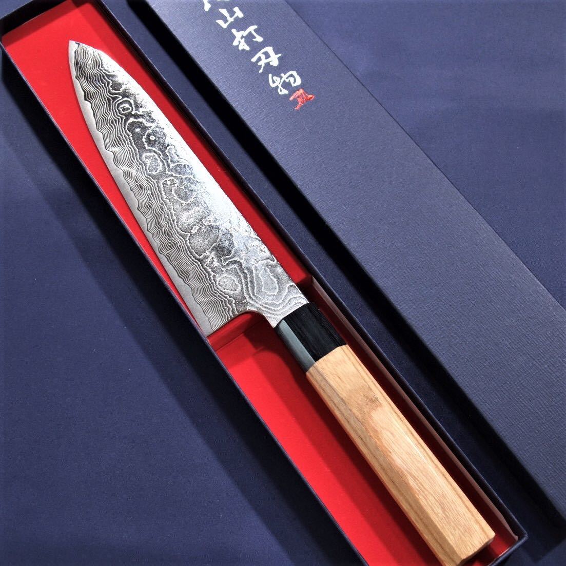 当社の 片山打刃物 牛刀 包丁 和牛刀 210mm 21cm V金10号 ダマスカス