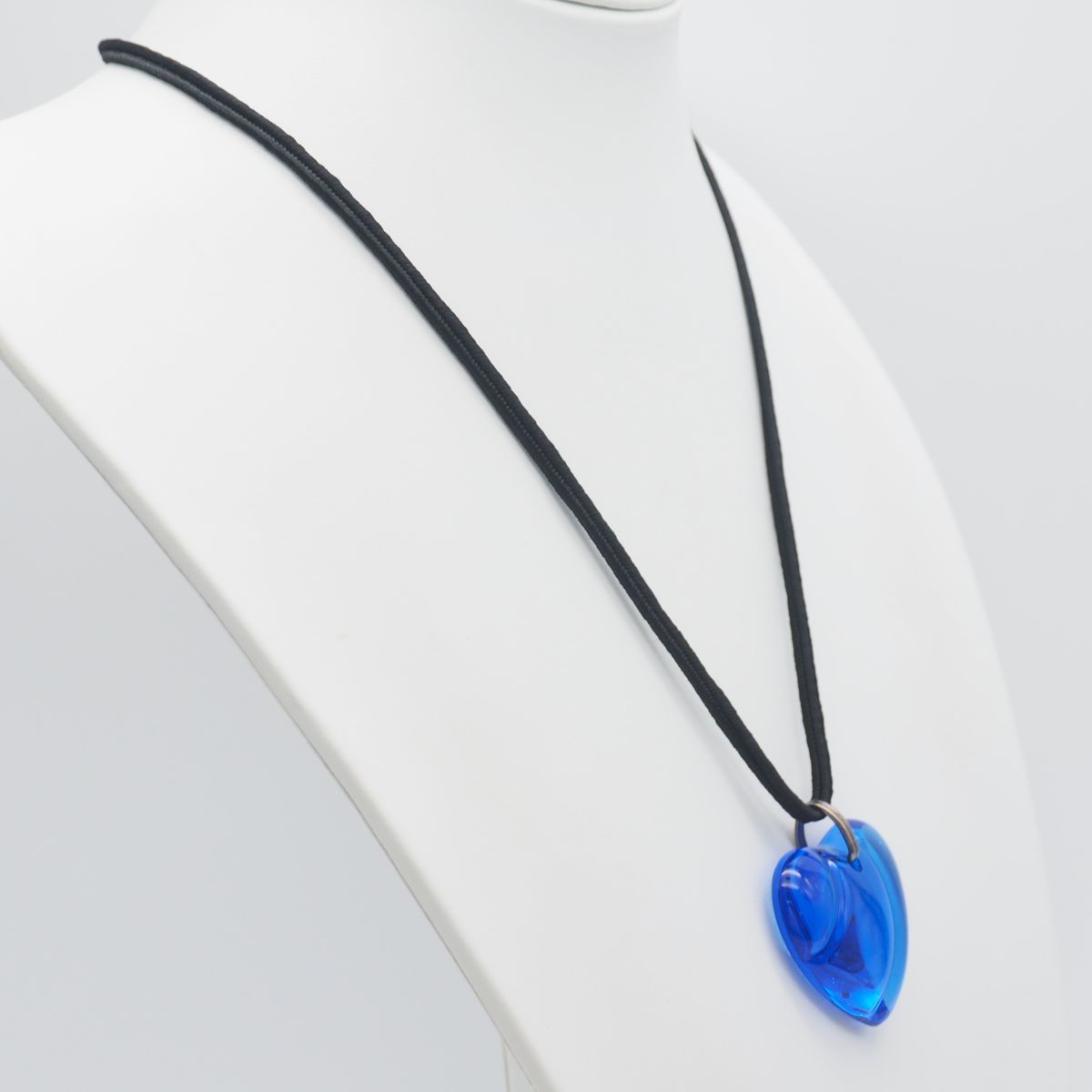 J114 バカラ Baccarat ペンダント ネックレス クリスタルガラス J114 バカラ Baccarat ペンダント ネックレス クリスタルガラス