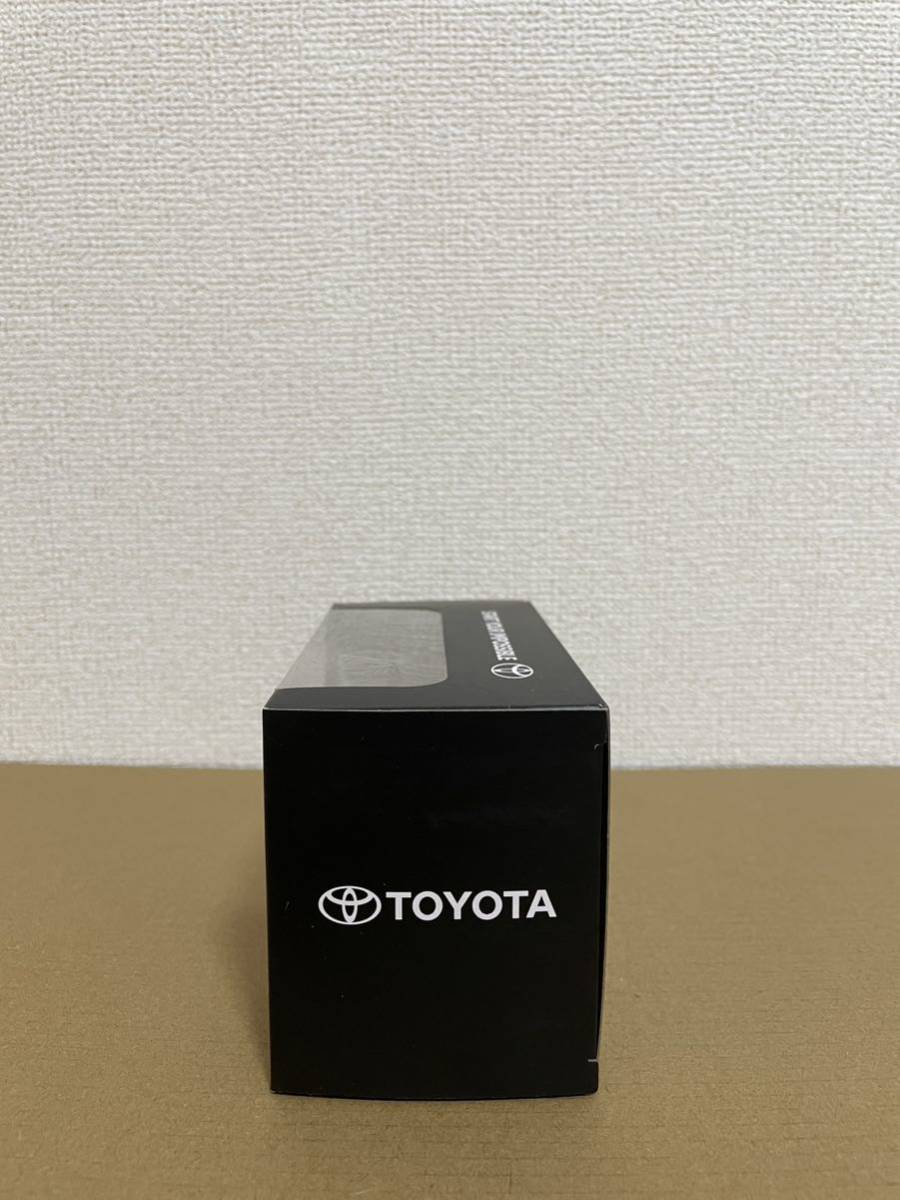 トヨタ 新型 カローラツーリング ミニカー プルバックカー 非売品_画像3