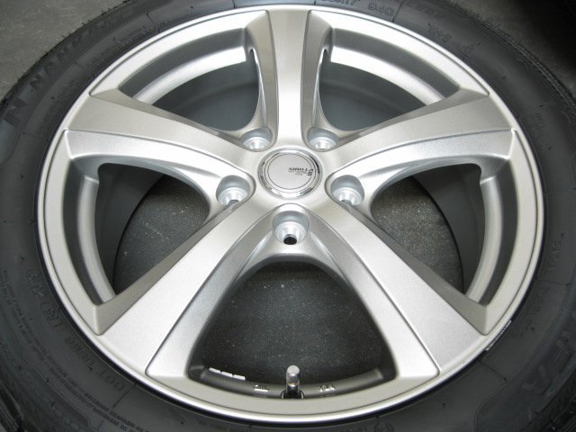 ■美品/バリ山■SIBILLA NEXT 17インチ スタッドレス ナンカン ESSN-1 215/55R17 4本■_画像3