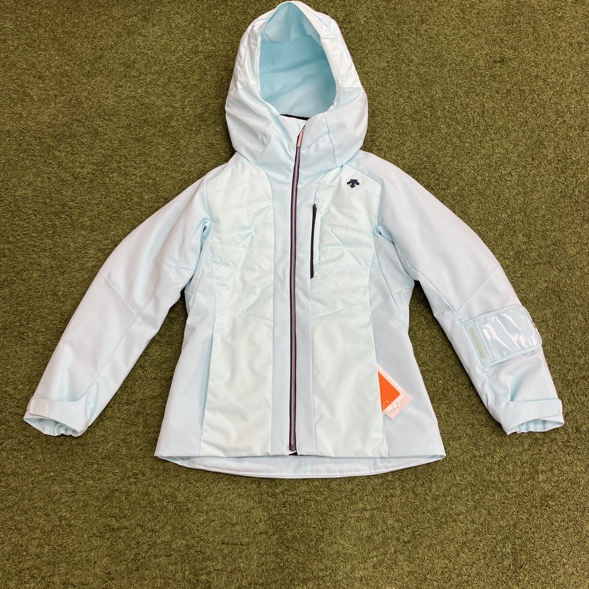 新品 未使用 デサント （DESCENTE） S.I.O ジャケット 60 DWWOJK84 HBU （Lady's）Sサイズ スキー ウェアの画像1