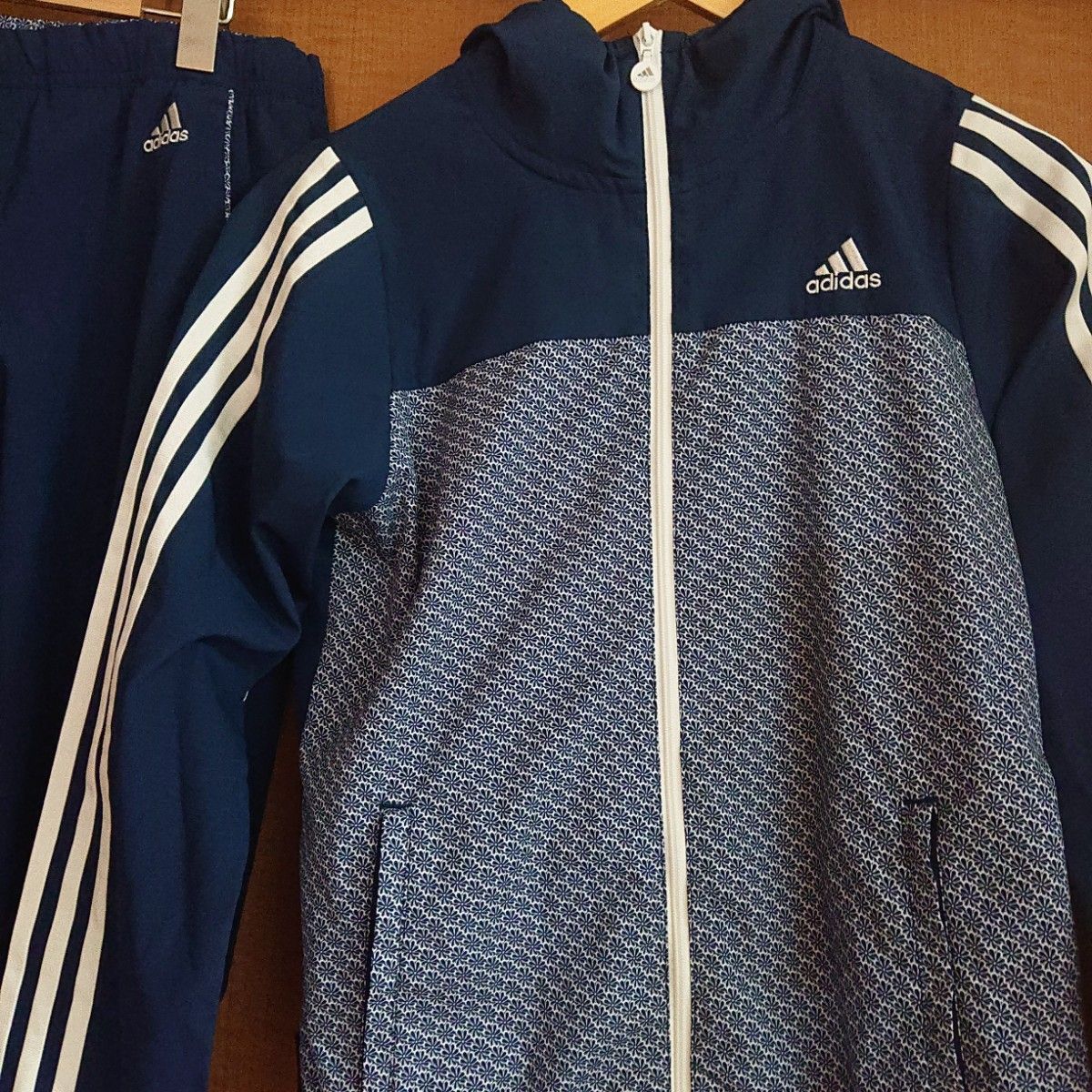 美品 adidas アディダス ジャージ上下  スポーツウェア 上下セット アディダスジャージ上下 ジャージ トレーニングウェア