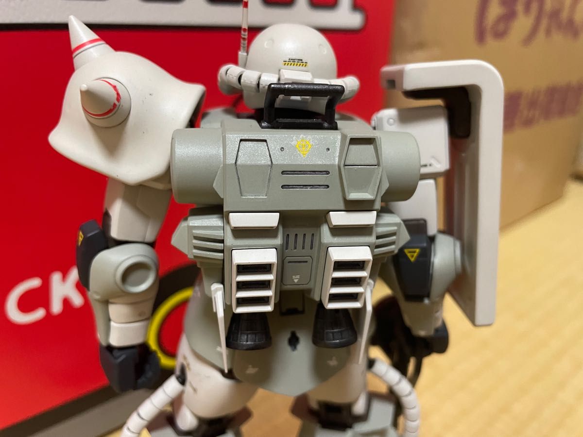全塗装 MG MS-06R-1A エリック・マンスフィールド専用ザクⅡ 全塗装 MG MS-06R-1A エリック・マンスフィールド専用ザクⅡ