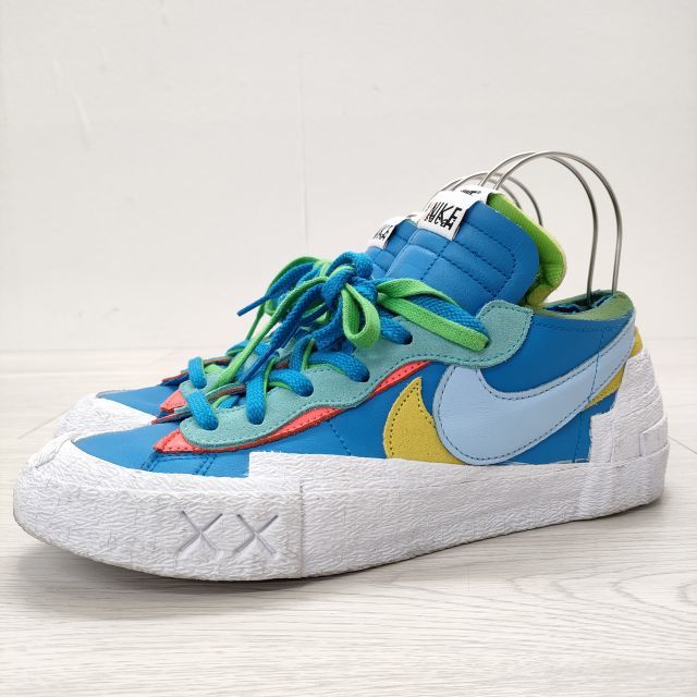 Sacai/NIKE KAWS BLAZER LOW サイズ28cm スニーカー ミズイロ ホワイト サカイ/ナイキ 3-1009G F93846_画像1