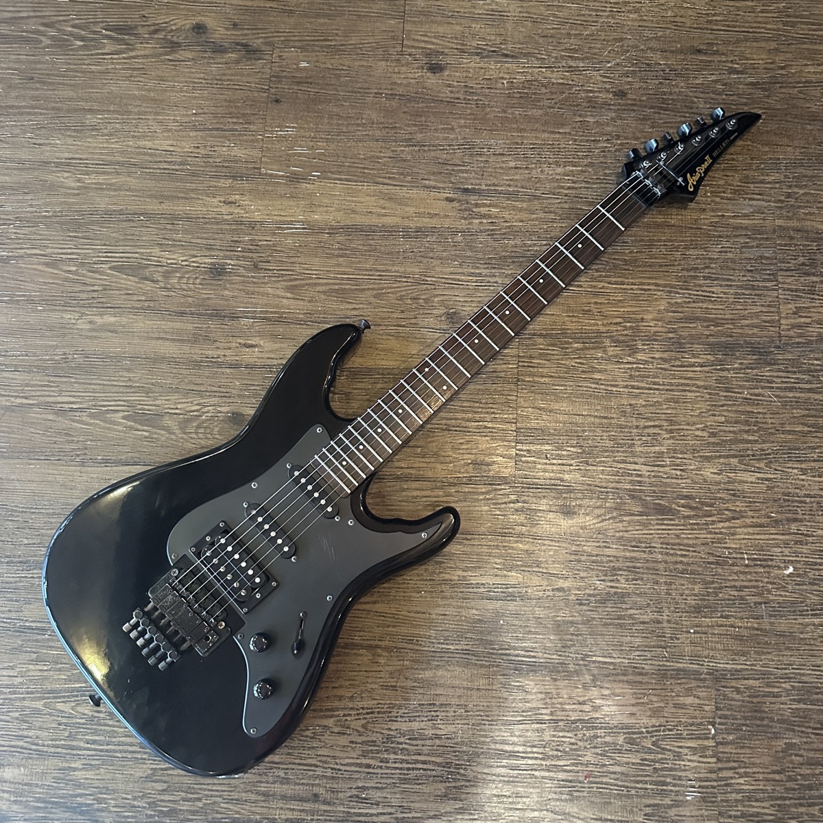 AriaproII Hellion series Electric Guitar エレキギター アリア -z657