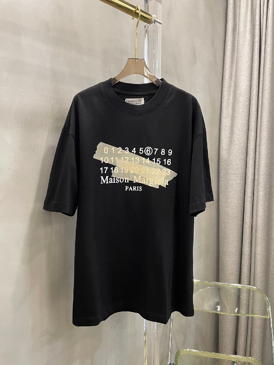 送料無料　マルタンマルジェラ　Maison Margiela　メンズ　Tシャツ　文字ロゴ　半袖　丸首　1699-48