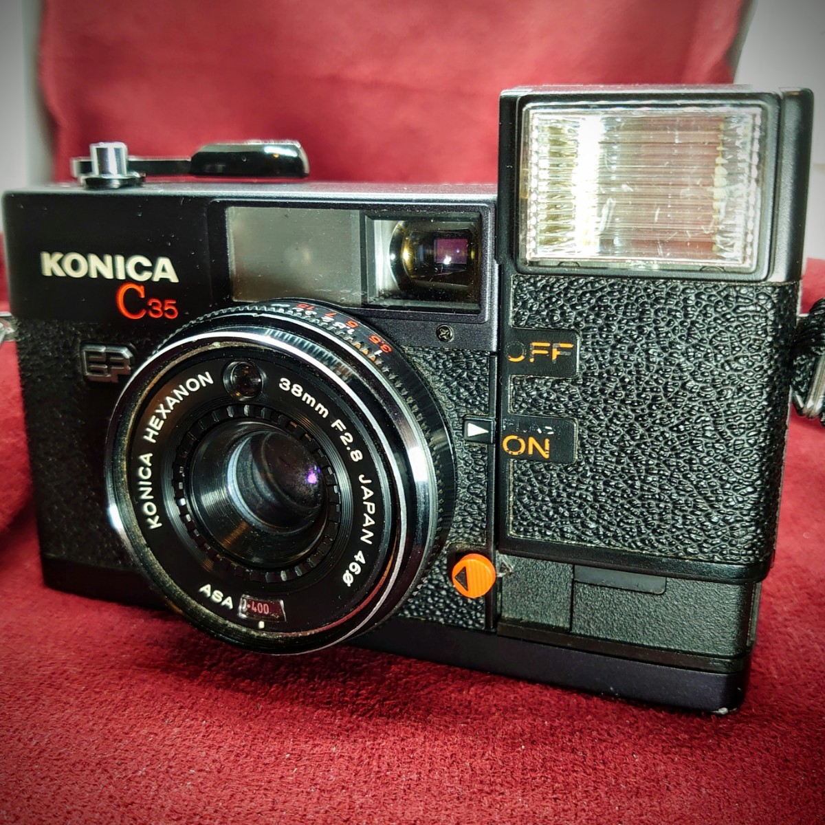 A82【フラッシュ/シャッターOK】KONICA C35 EF コンパクトフィルム