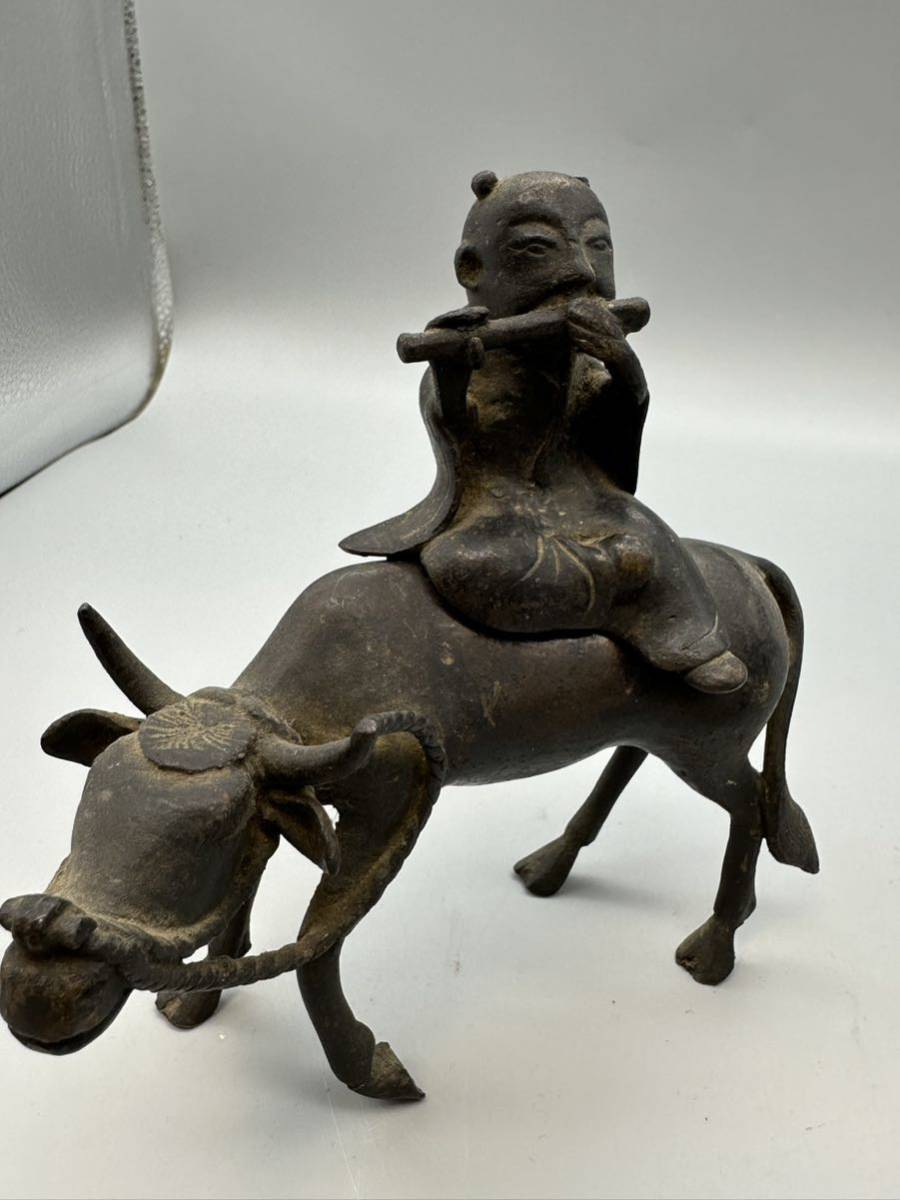 Y10037 時代物 中国 古玩 銅製 香炉 置物 牛 笛吹童子 鹿 寿老人 古美術-