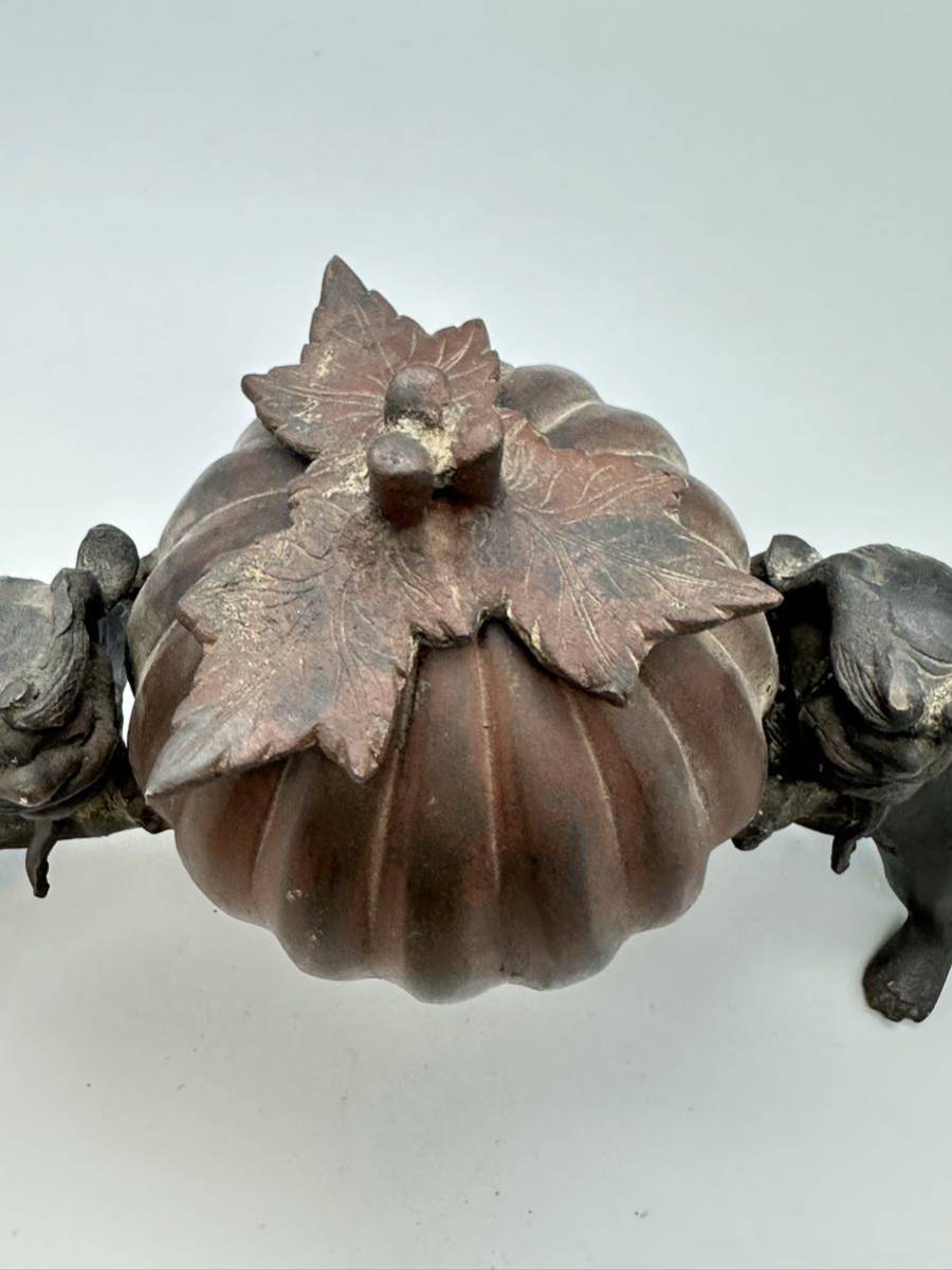 Y10038 時代物 銅製 茄子持双獅子 獅子 茄子 香炉 古玩 古美術-