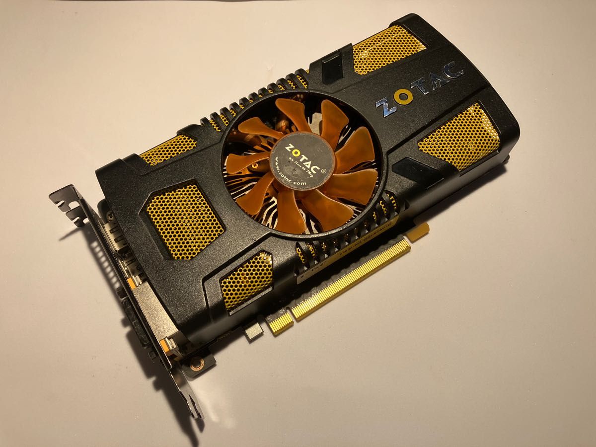 ZOTAC GTX560 グラフィックボード｜Yahoo!フリマ（旧PayPayフリマ）