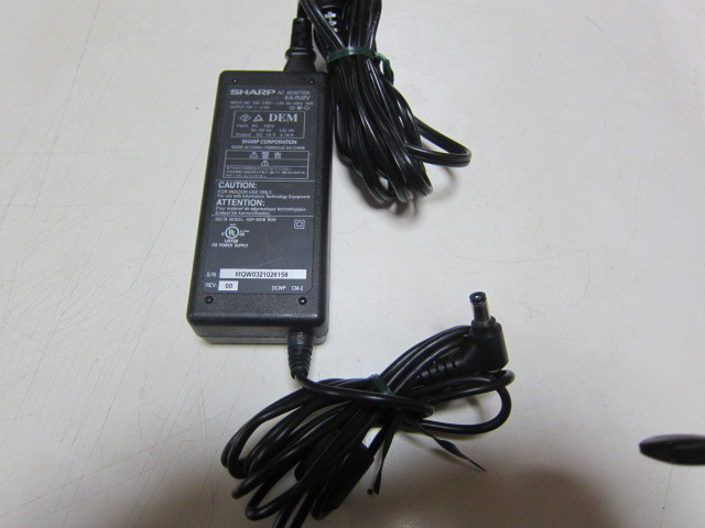 SHARP EA-RJ2V Note PC для AC адаптер кабель работоспособность не проверялась источник питания лампа горит 