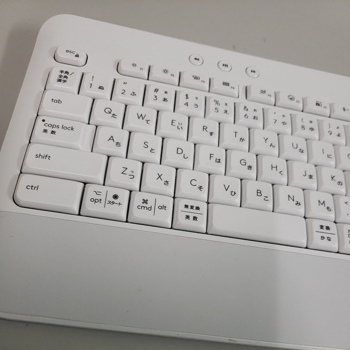 510y0421★ロジクール SIGNATURE K650OW ワイヤレス キーボード パームレスト 薄型 疲れにくい bluetooth Logi Bolt Unifying非対応の画像2