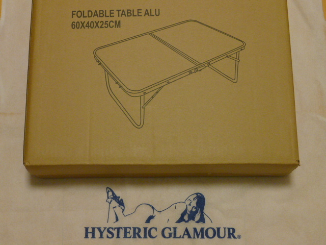 希少 HYSTERIC GLAMOUR ノベルティ【WOMAN FOLDABLE MINI TABLE