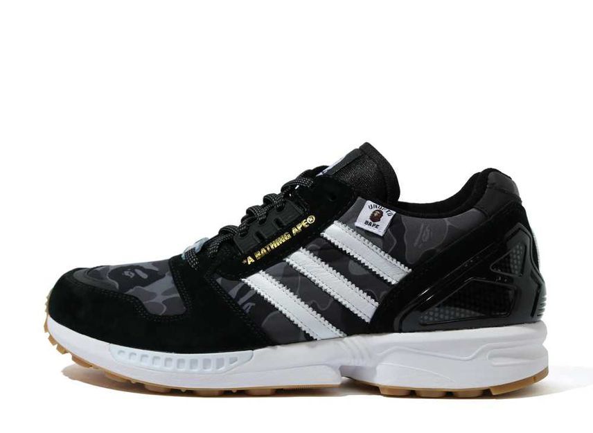 A BATHING APE × UNDEFEATED × adidas Originals ZX 8000 