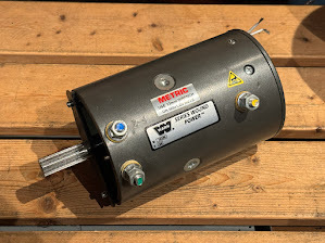 WARN ウォーン ワーン 電動ウインチ M15000 純正 モーター 24V 新品