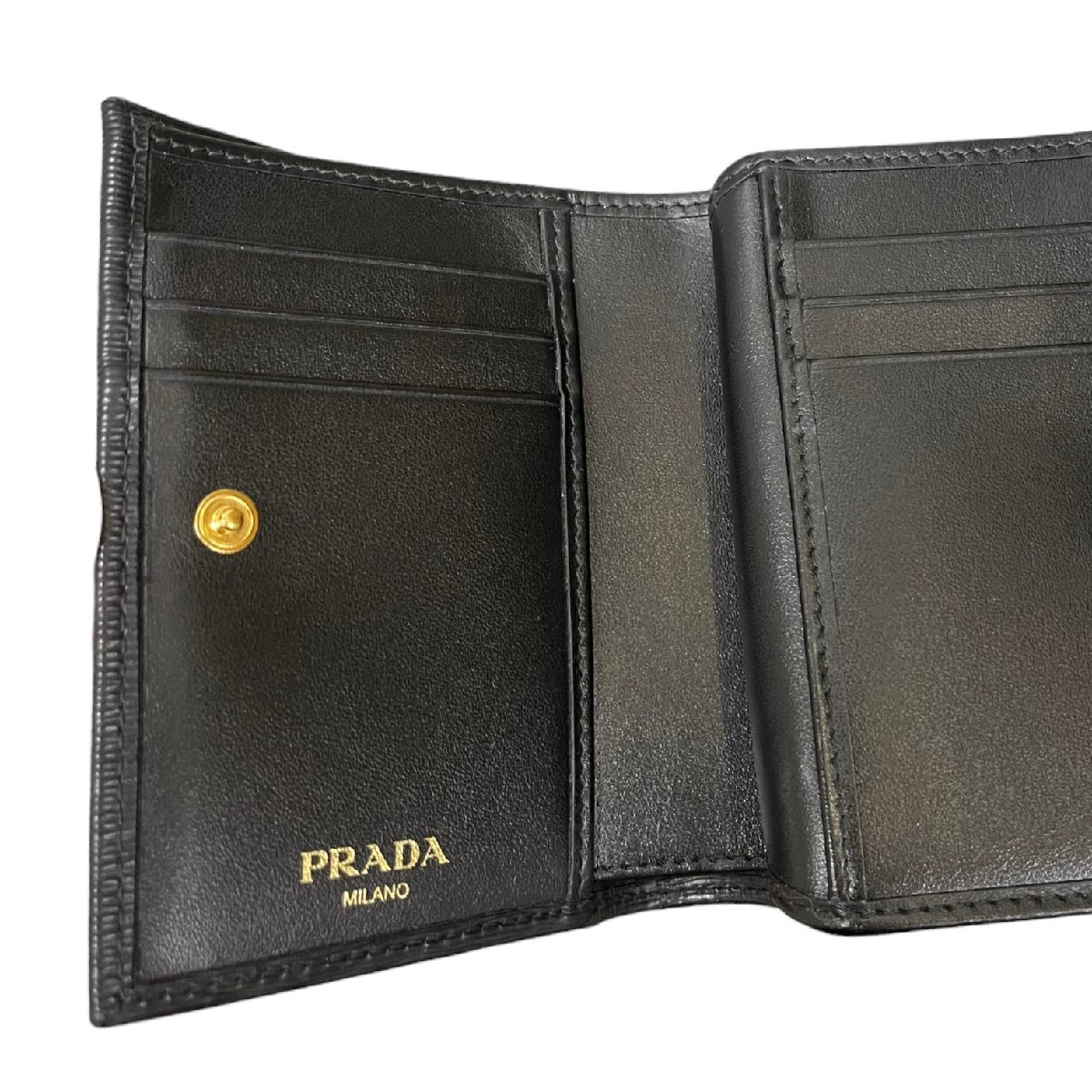 【中古品】 PRADA プラダ 三つ折り財布 VITELLO MOVE 三角プレート ブラック ミニ財布 レディース財布 箱無 本体のみ N50896RK_画像5