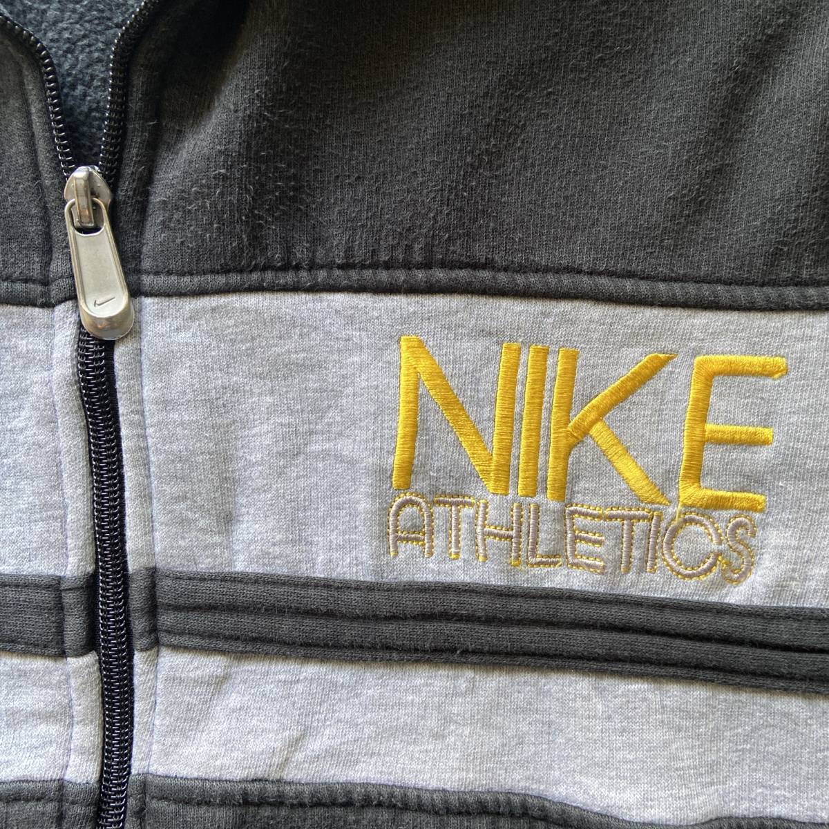 《USED》 ナイキ NIKE トラックジャケット ジップ スウェット ジャージ 刺繍ロゴ 00s USA 古着 Lサイズ ☆送料無料☆_画像7