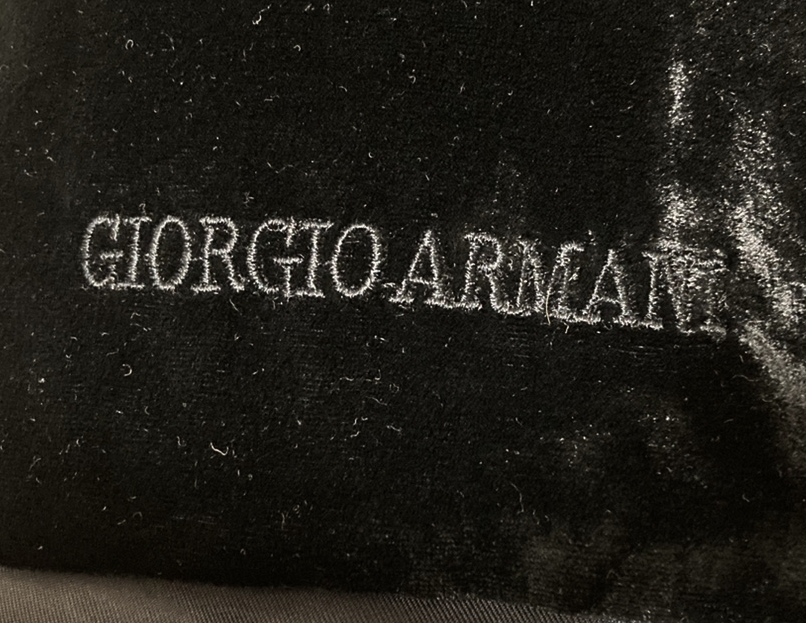  beautiful goods GIORGIO ARMANIjoru geo Armani muffler stole Logo embroidery 2 ps line velour black black *10