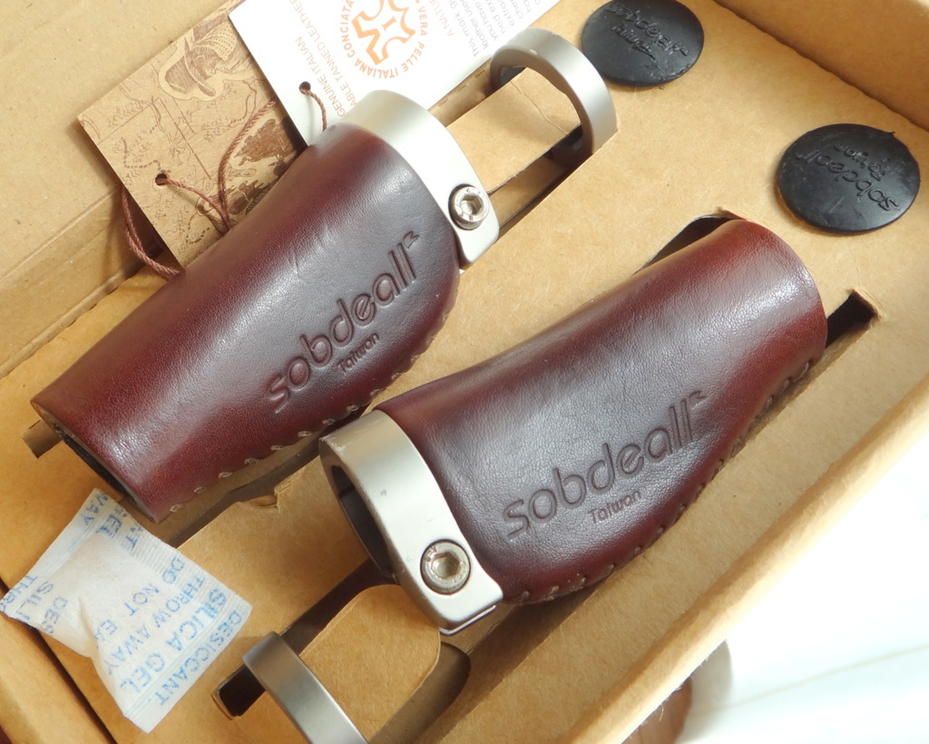 Sobdeallsobti-ru brompton . steering wheel for lock on leather grip Tiparts M6R Raw lacquer