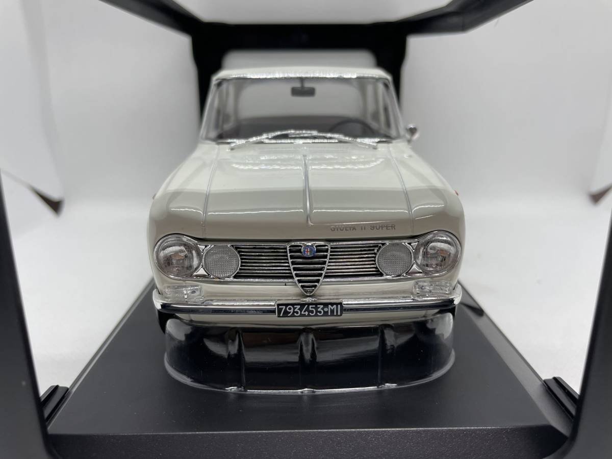 ノレブ 1/18 アルファ・ロメオ Alfa Romeo Giulia ti Super 1963 White J05-04-016_画像5