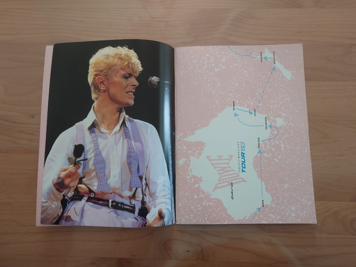 ★デビッド・ボウイ David Bowie★Serious Moonlight 1983★ツアーパンフレット★中古品★Japan Tour★concert brochure