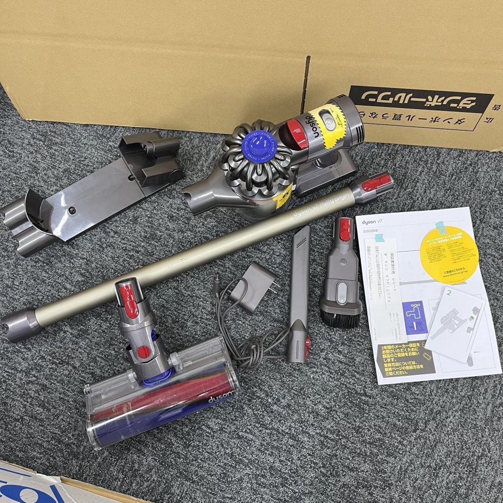 93123◎【ジャンク品】Dyson ダイソン SV11 コードレスクリーナー 掃除