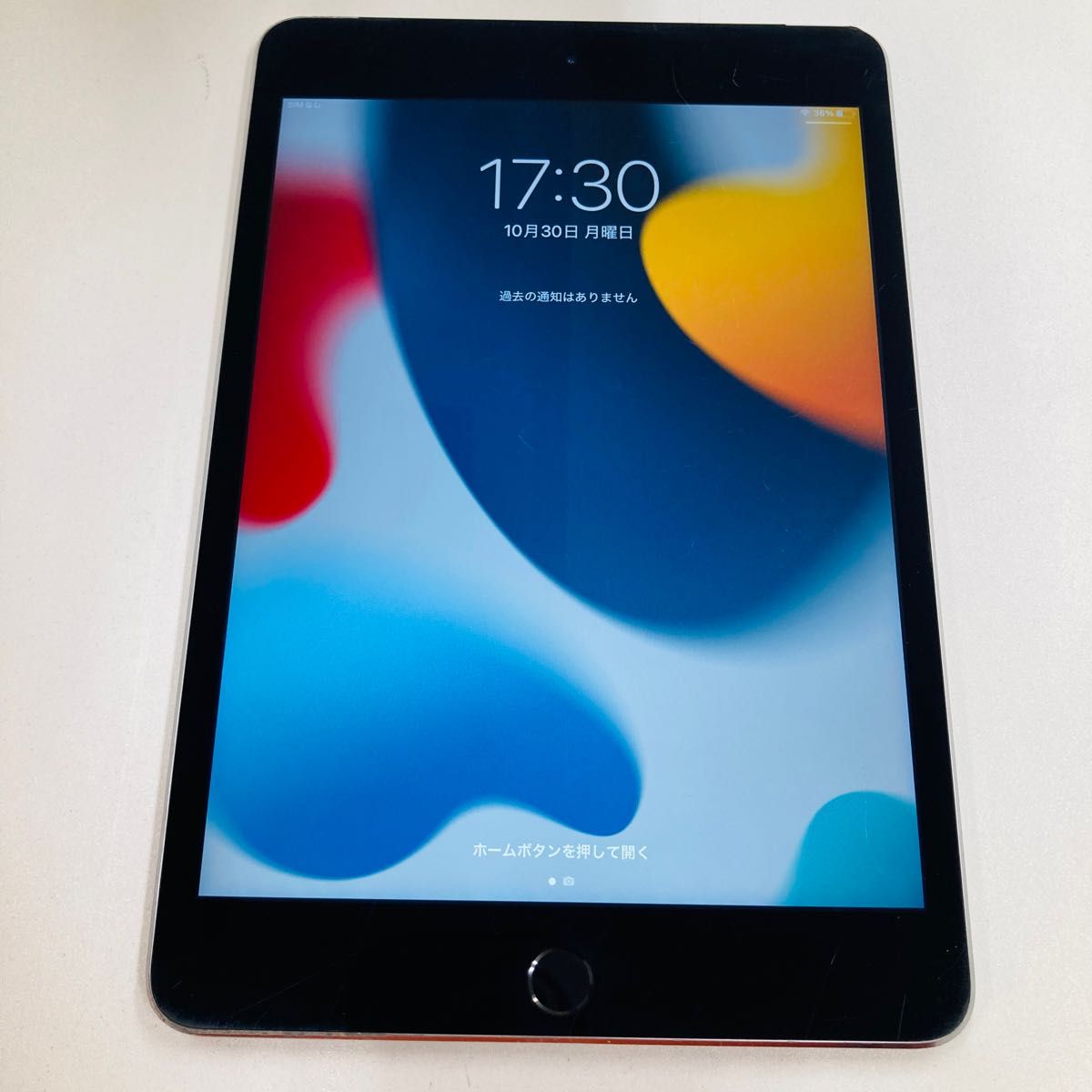 美品 iPad mini4 第４世代 128GB セルラーモデル - iPad本体