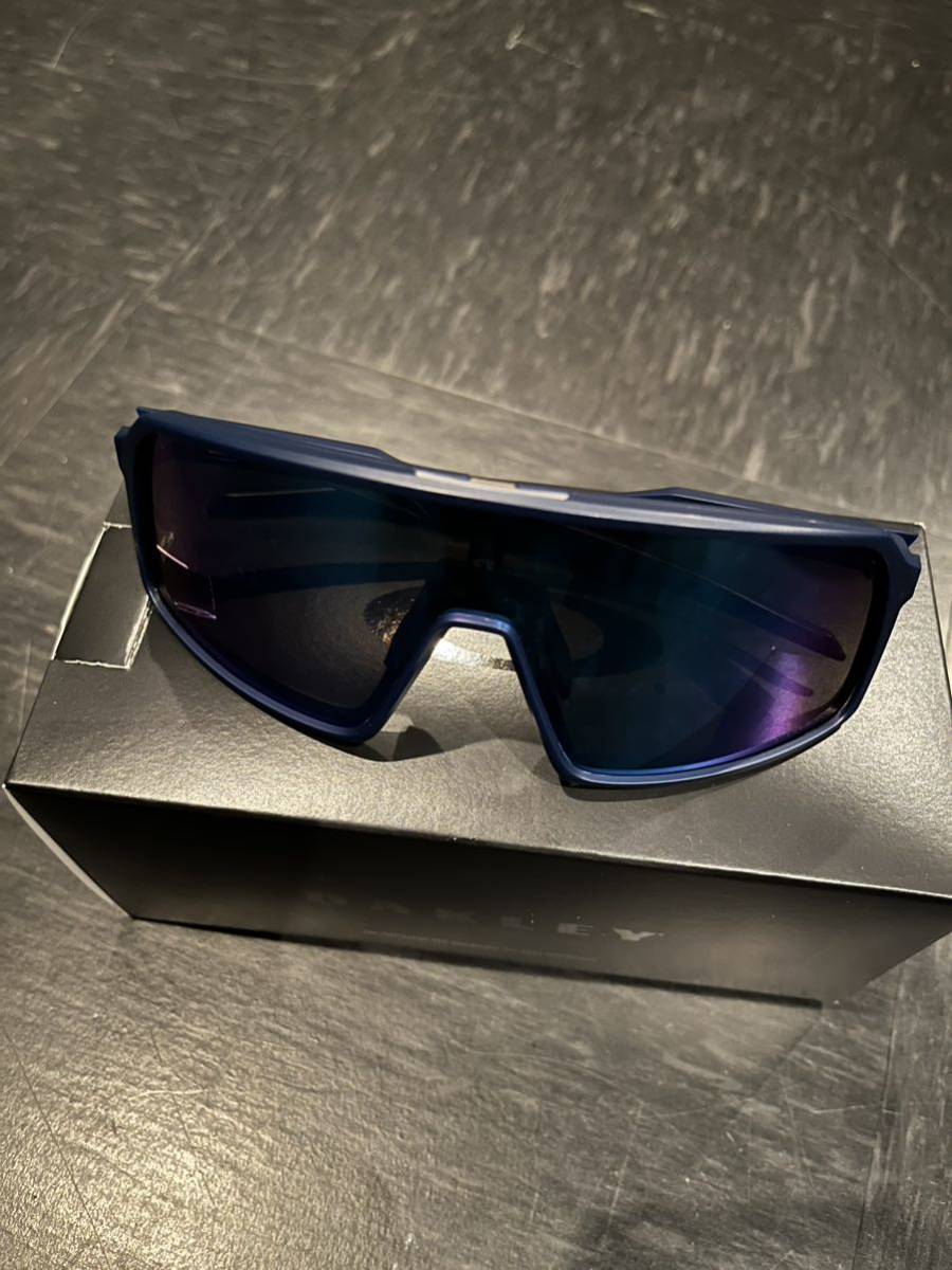 今日の超目玉】 OAKLEY SUTRO ローブリッジフィット セル