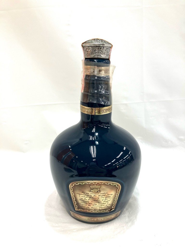 【未開栓】(※キャップフィルム切れ、漏れあり)　ロイヤルサルート　21年　スコッチ　ROYAL SALUTE　750ml(約1028.3g)【送料別】HA0680_画像2