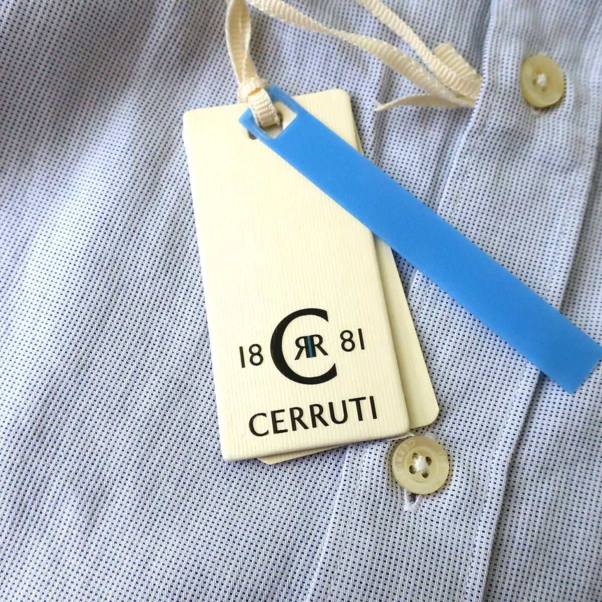 新品 未使用 CERRUTI 1881 セルッティ 高級 メンズ ドレスシャツ スリム ソフト 長袖シャツ ボタンシャツ イタリア 青 ブルー Lサイズ