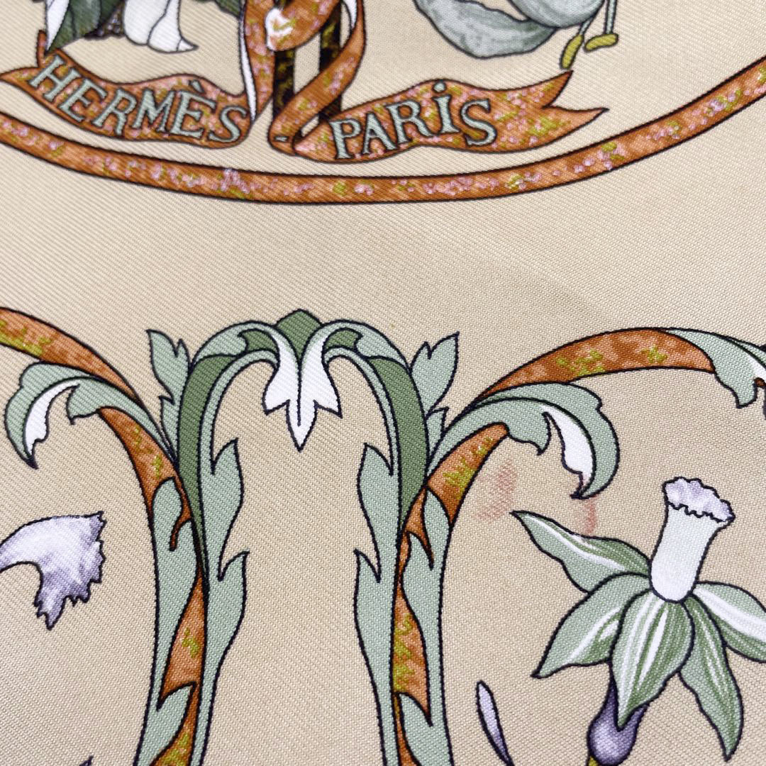 誠実】 エルメス HERMES スカーフ タグ欠損 ベージュ 花柄 シルク d