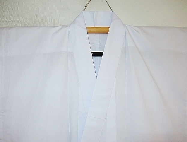 【男性白衣４サイズ】家庭で洗える 男性白衣 高級化繊平織上布調単衣 К洗濯可 白い袴用着物です 弐