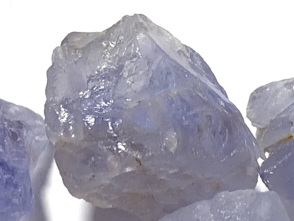 淡い藍色の蛍石・2・42g（中国産鉱物標本）_画像2