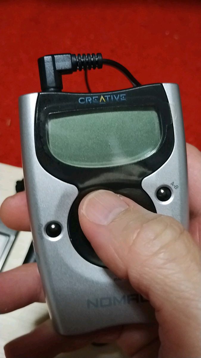 Creative Labs NOMAD II スマートメディア 64MB MP3 Player　（スマメ上限64MB USB転送）