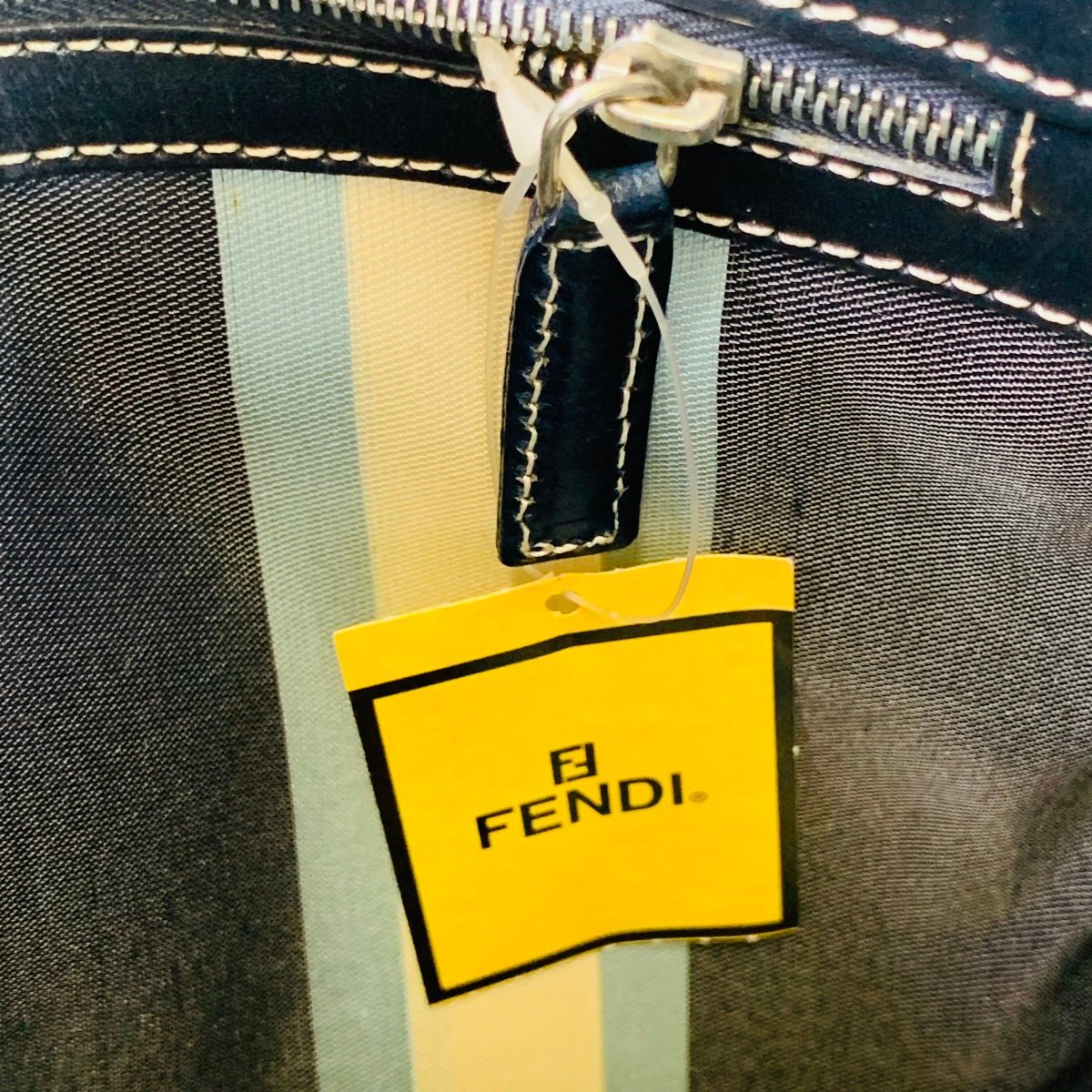 FENDI フェンディ シンプル トートバッグ ネイビー系 内側ストライプ柄_画像8