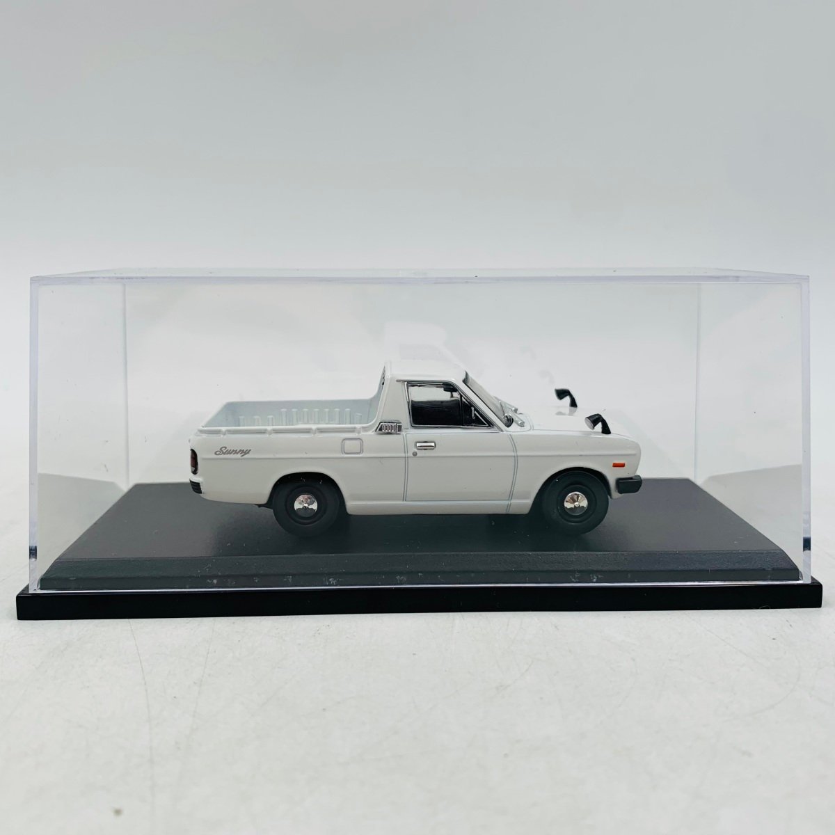 中古品 アシェット 国産名車コレクション 1/43 日産 サニートラック 1971_画像3